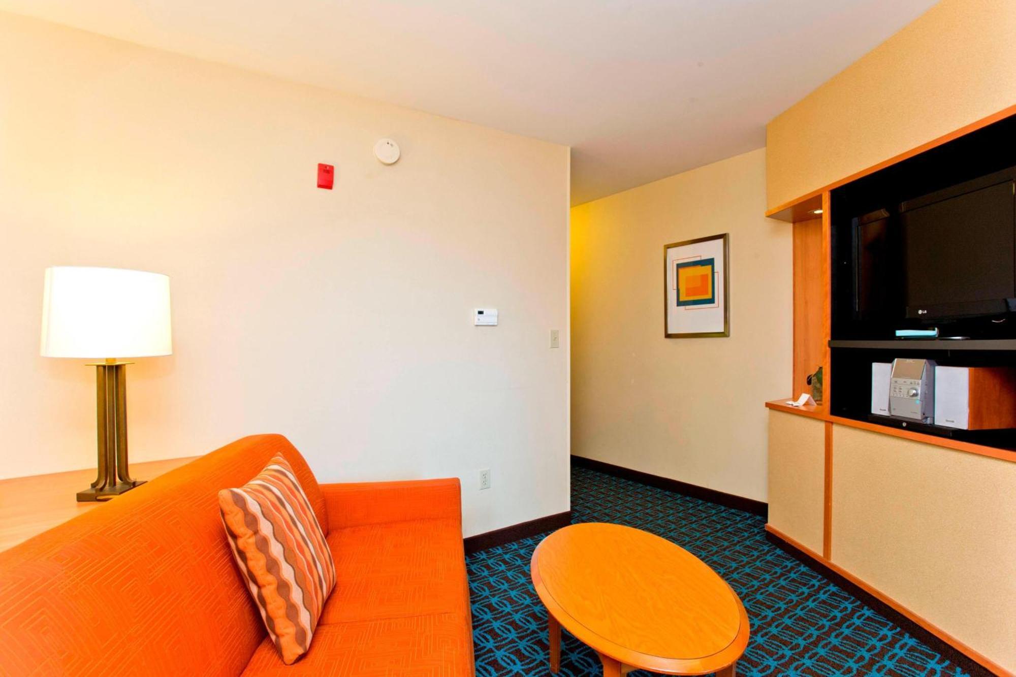 Fairfield Inn And Suites By Marriott Winchester Eksteriør billede
